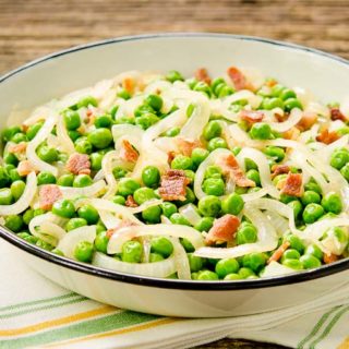 Green Peas with Onion and Bacon for #SundaySupper